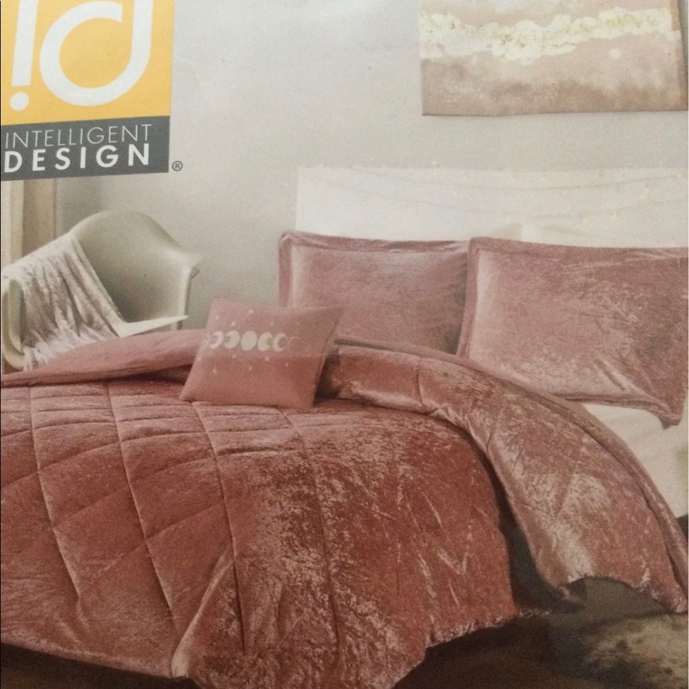 Crushed Velvet Comforter Set